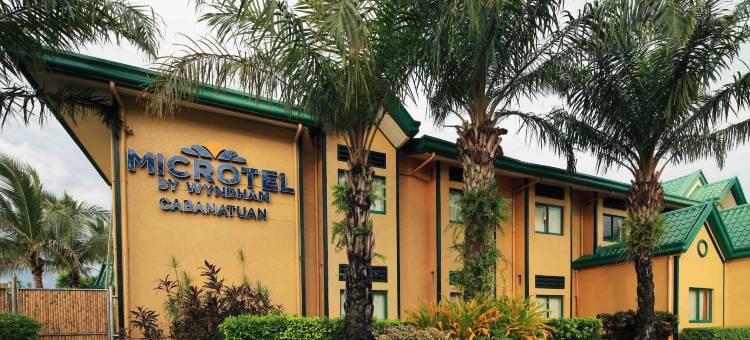 甲万那端麦客达温德姆酒店(Microtel by Wyndham Cabanatuan)图片