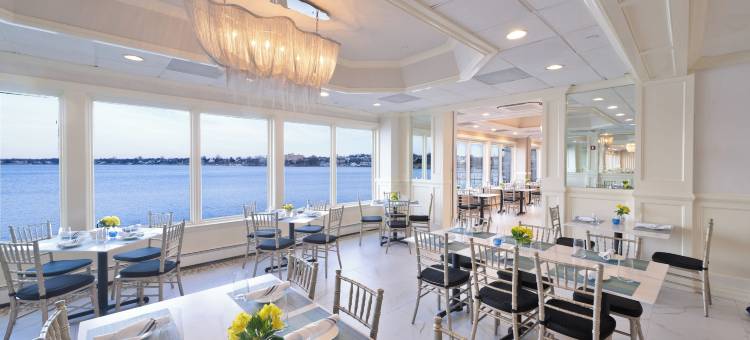 蚝点酒店(Oyster Point Hotel)图片