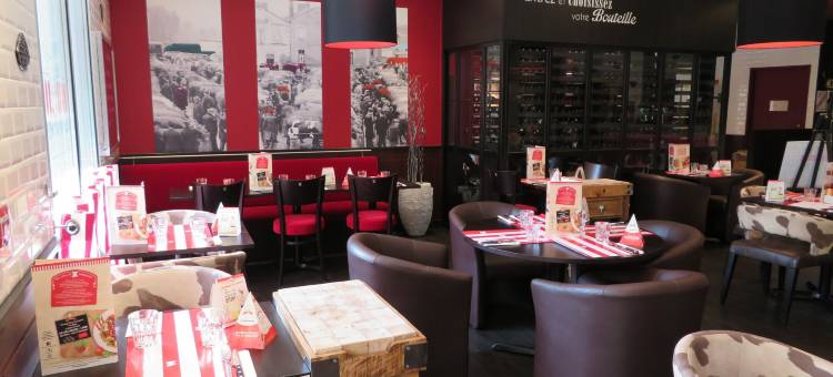基里亚德埃克斯米勒普兰康帕涅酒店(Kyriad Aix les Milles - Plan de Campagne)图片