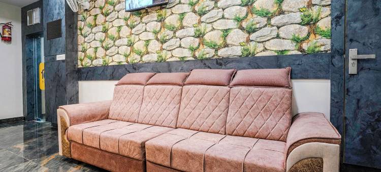 Fabhotel 里扎国际(FabHotel Riza International)图片