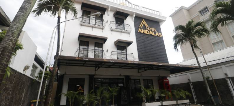 红多兹高级酒店-加兰瑞丹因坦(RedDoorz Plus @ Jalan Raden Intan Lampung)图片