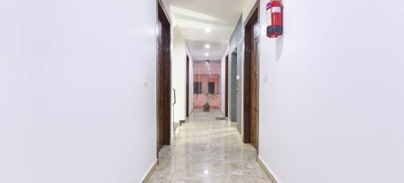 Fabhotel 哈里公寓(FabHotel Hari Residency)图片