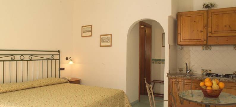 菲奥伦蒂诺别墅酒店(Residence Hotel Villa Fiorentino)图片