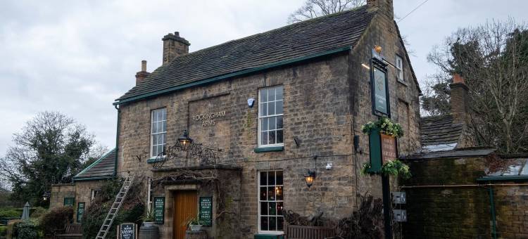 洛金汉阿姆斯酒店 - 格林国王旅馆(Rockingham Arms by Greene King Inns)图片