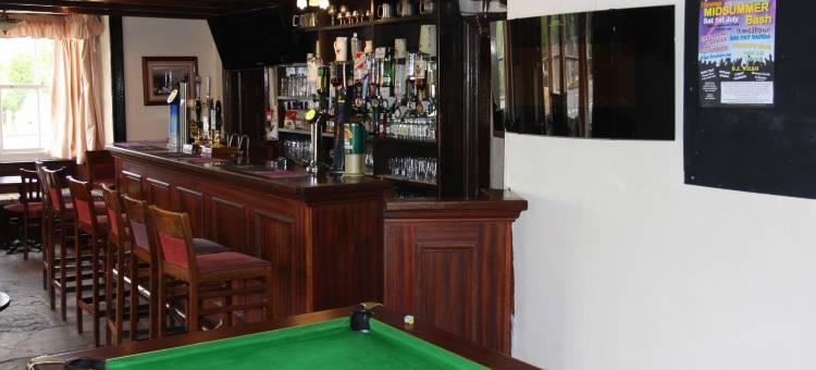 OYO 玫瑰与皇冠酒店(Rose & Crown Hotel)图片