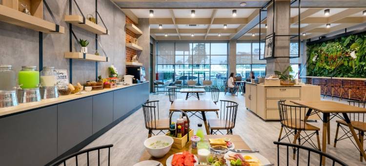 罗勇普拉伊普拉斯酒店(PLAAI Plus Hotel Rayong)图片