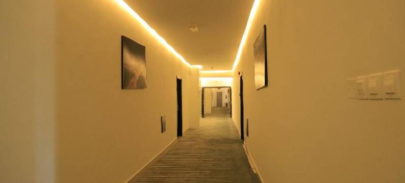 达尔法拉套房酒店(Al Dyafa Hotel Suites)图片