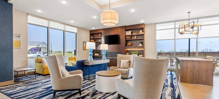 舒适套房酒店桑福德体育复杂(Comfort Inn & Suites at Sanford Sports Complex)图片