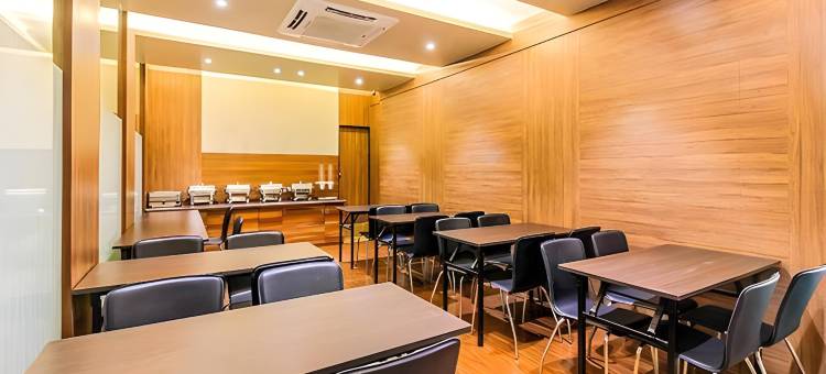 Fabhotel Rk 国际酒店(FabHotel RK International - Nr Mumbai International Airport)图片