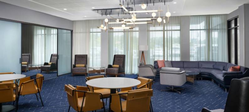 万怡湖城酒店(Courtyard Lake City)图片