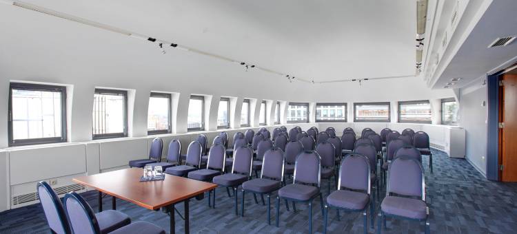 布鲁塞尔金羊毛镇酒店(Citadines Toison d'Or Brussels)图片