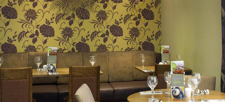 斯特拉特福埃文水道普瑞米尔酒店(Premier Inn Stratford-Upon-Avon Waterways)图片