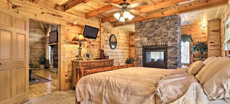 鸽子熔炉小木屋，配备游戏，距离公园1英里！(Pigeon Forge Cabin w/ Games, 1 Mi to Parkway!)图片