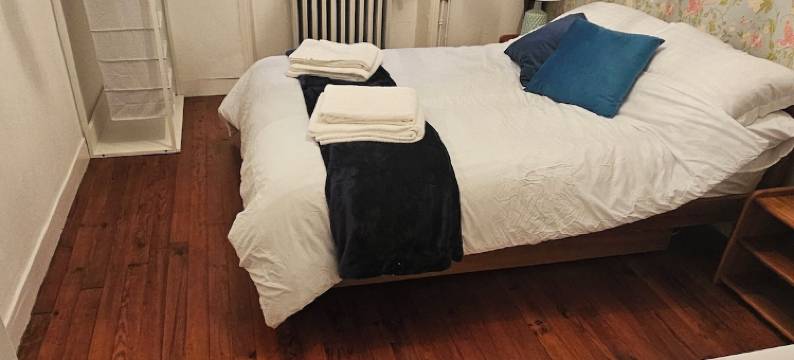 狮子巢穴 - 曼蒂利的La Loge(The Lions Den - La Loge Mantilly)图片