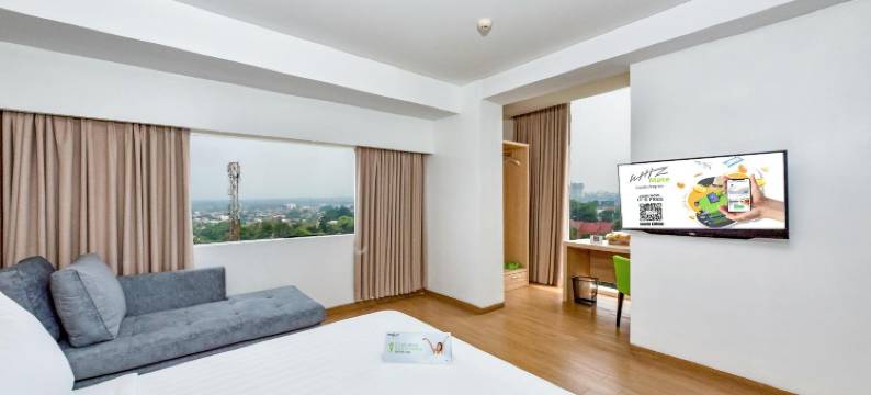 微姿普莱姆帕加加阳博格尔酒店(Whiz Prime Hotel Pajajaran Bogor)图片