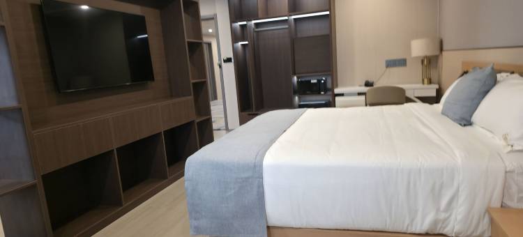 广场宫酒店(Plaza Court Hotel)图片