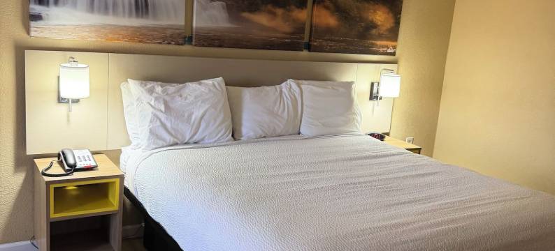 温德姆锡拉镇酒店(Days Inn by Wyndham Cedartown)图片