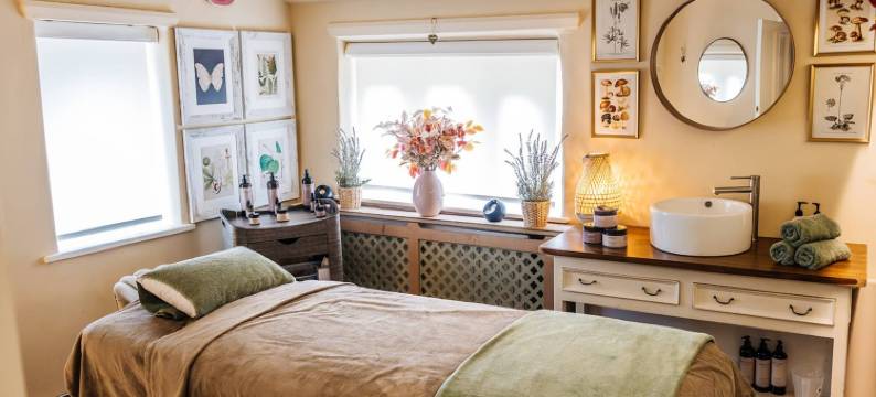 霍尔兹沃思宅邸酒店(Holdsworth House Hotel)图片