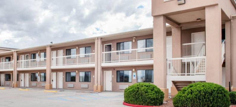 洛兹堡I-10伊克诺旅馆(Econo Lodge Lordsburg I-10)图片