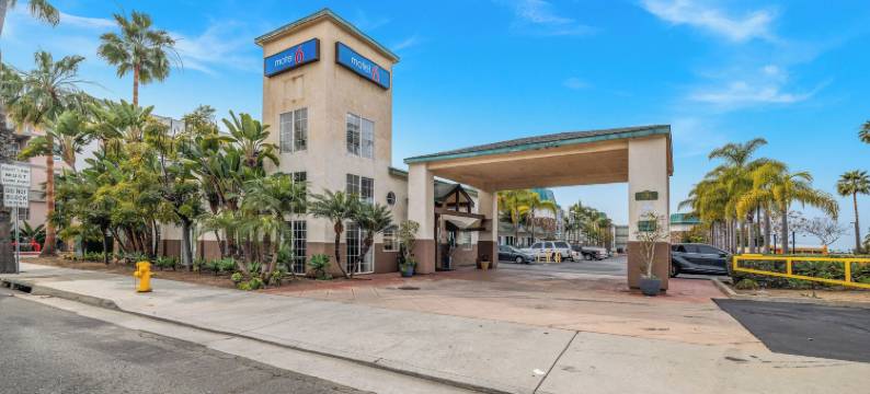 欧申赛德码头罗德威旅馆(Motel 6 Oceanside, CA – Marina / Camp Pendleton)图片