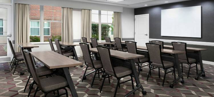 格林斯伯勒机场居家酒店(Residence Inn Greensboro Airport)图片