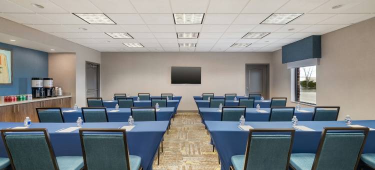 林肯东北I 80号欢朋套房酒店(Hampton Inn & Suites Lincoln Northeast/I-80)图片