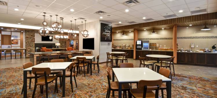 万枫酒店及套房密尔沃基北部(Fairfield Inn & Suites Milwaukee North)图片
