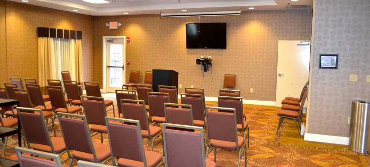 智选假日套房酒店士美非路(Holiday Inn Express & Suites Smithfield - Selma I-95)图片