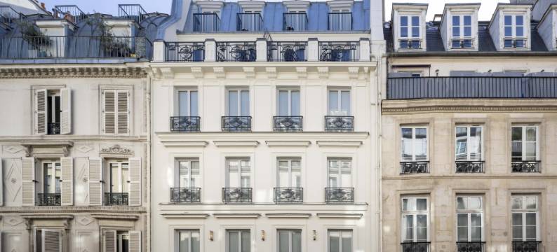 卢浮蒙大拿酒店(Hotel Louvre Montana)图片