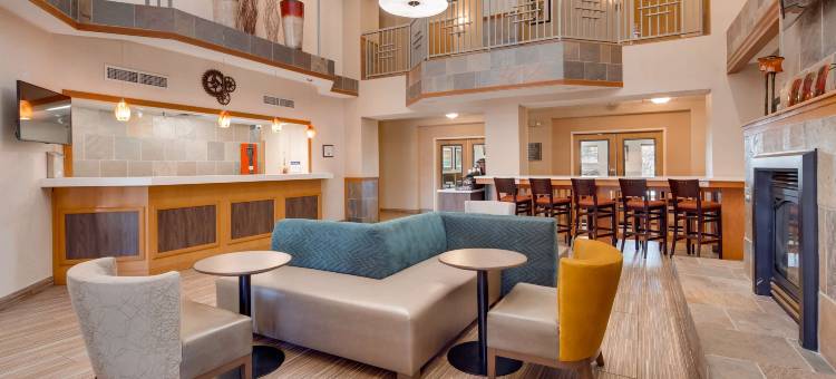 盖特威贝斯特韦斯特优质套房酒店(Best Western Plus Gateway Inn  Suites)图片