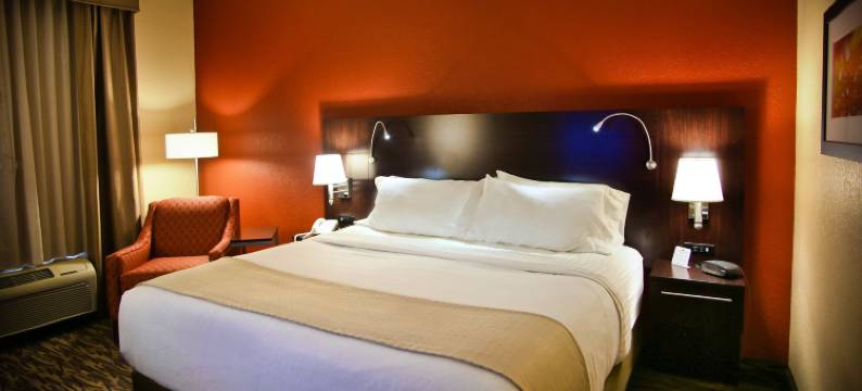 拉克罗斯市中心假日酒店及套房(Pearl Street Hotel)图片