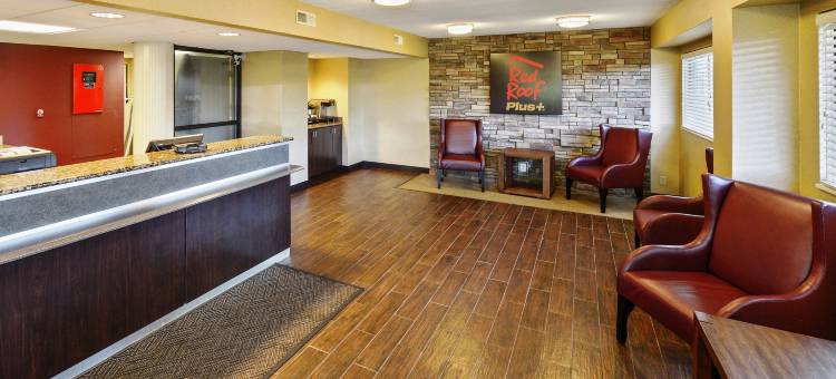 红顶PLUS+华盛顿特区马纳萨斯酒店(Red Roof Plus+ Washington DC - Manassas)图片