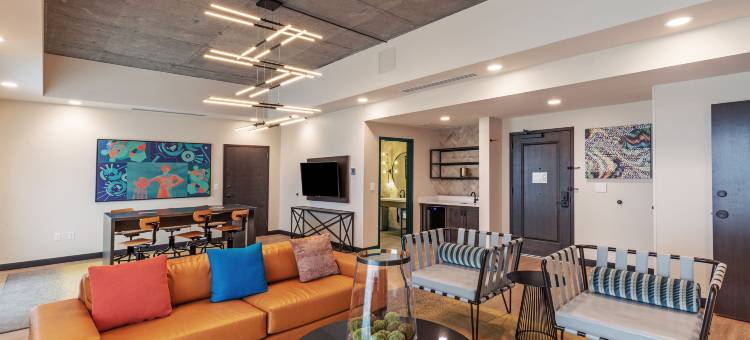 塔尔萨市中心英迪格酒店(Hotel Indigo Tulsa Dwtn-Entertainment Area)图片