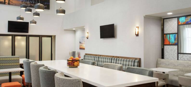 希尔顿欢朋套房酒店-派恩布鲁夫(Hampton Inn & Suites Pine Bluff)图片