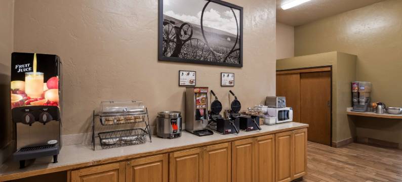 埃伦斯堡速 8 酒店(SureStay Hotel by Best Western Ellensburg)图片