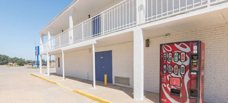 堪萨斯里博若 6 号汽车旅馆(Motel 6 Liberal, KS)图片