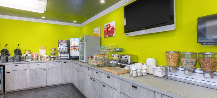 好莱坞星光大道附近凯艺酒店(Quality Inn Near Hollywood Walk of Fame)图片