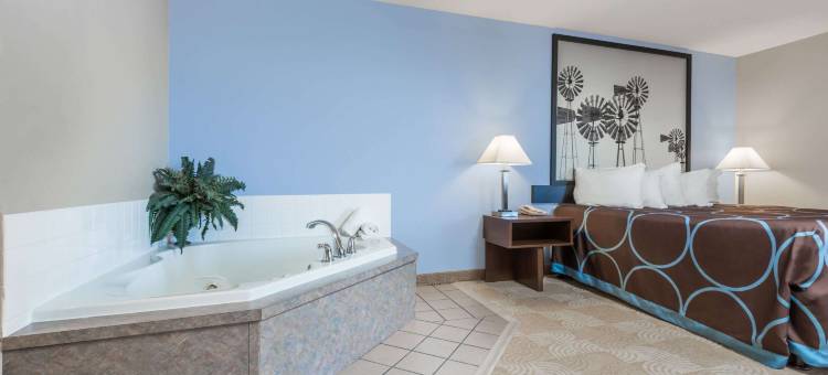 伯洛伊特速8酒店(Super 8 by Wyndham Beloit KS)图片