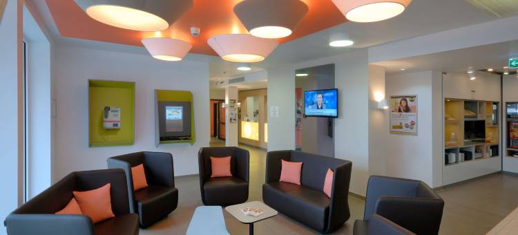 伯布林根B&B酒店(B&B HOTEL Böblingen)图片