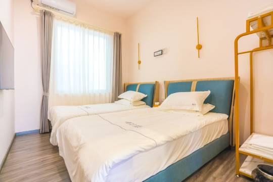 慢姑娘别墅桃子(莞温路分店)