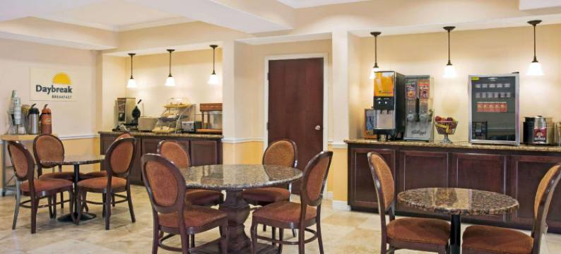 谢南多厄戴斯酒店(Days Inn by Wyndham Shenandoah)图片