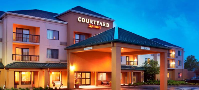 克利夫兰机场北万怡酒店(Courtyard Cleveland Airport North)图片