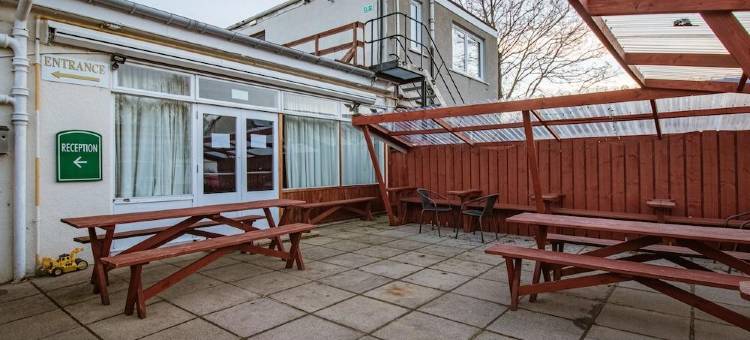 OYO本摩尔酒店(The Ben Mhor Hotel, Bar & Restaurant)图片