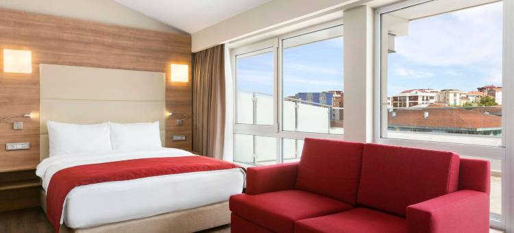 伊斯坦布尔卡塔尔华美达安可酒店(Ramada Encore by Wyndham Istanbul Kartal)图片