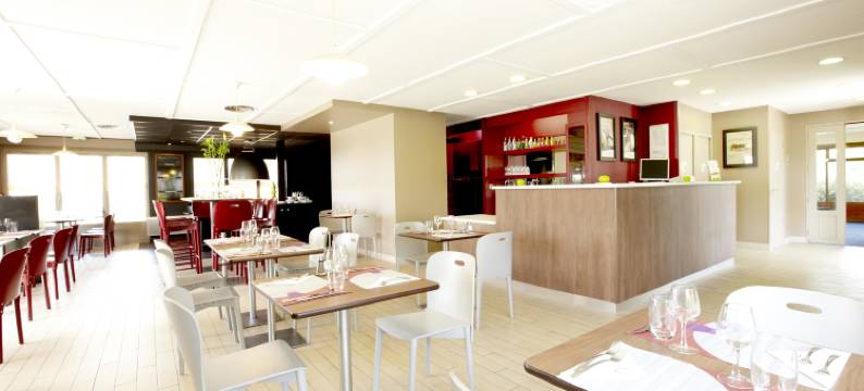 钟楼普罗旺斯地区萨隆酒店(Campanile Salon de Provence)图片