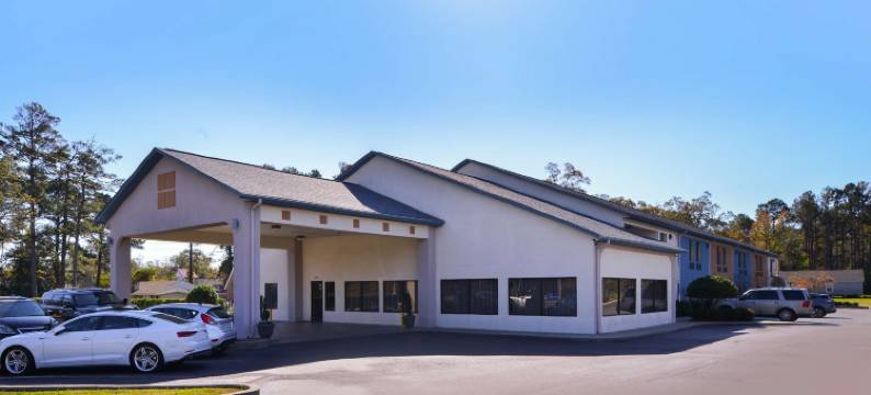 巴斯特罗普美洲最佳价值套房酒店(Americas Best Value Inn and Suites Bastrop)图片