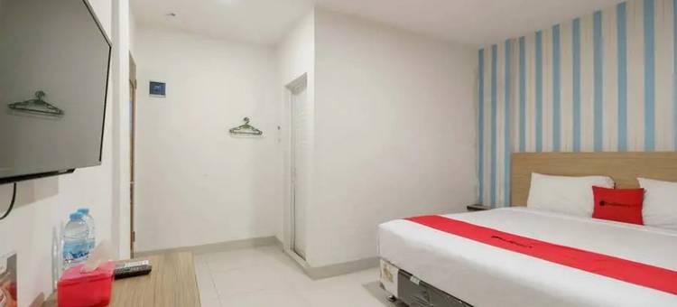 红门加 @ 塞马拉阿斯里棉兰(RedDoorz Plus @ Cemara Asri Medan)图片