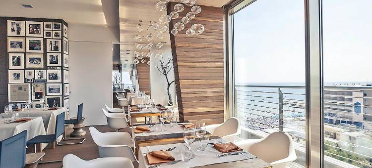 佩沙罗的查理(Charlie in Pesaro)图片