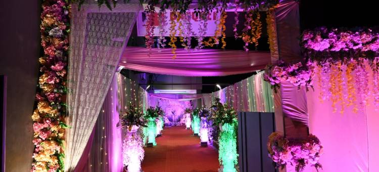 欧姆克拉克斯旅馆(OM Clarks Inn Raebareli)图片