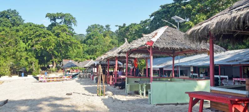 Hotel O Pulisan Ekowisata Homestay Near Wisata Pantai Desa Pulisan (Pulisan Beach Tour)图片